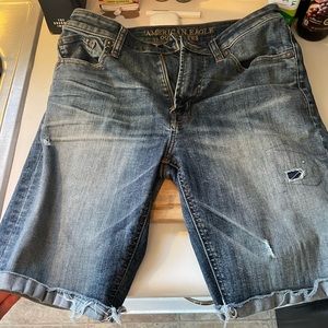 American Eagle jean shorts size 30